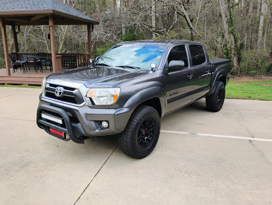 2012 Toyota Tacoma 2nd Gen - Image 8 of 31
