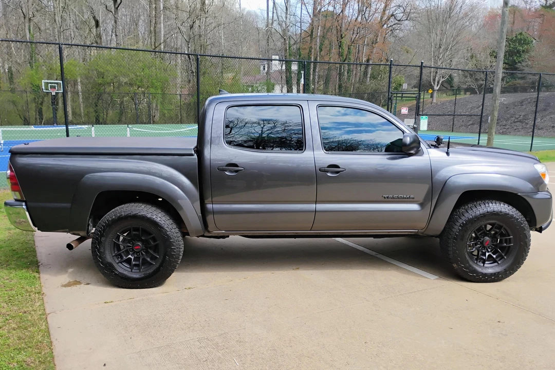 2012 Toyota Tacoma 2nd Gen - Image 3 of 31