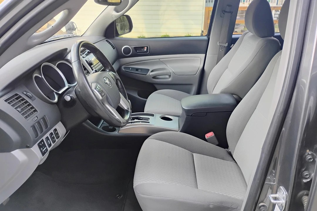 2012 Toyota Tacoma 2nd Gen - Image 24 of 31