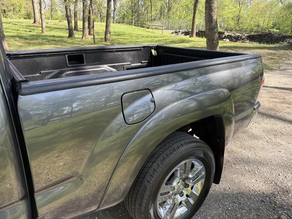 2012 Toyota Tacoma 2nd Gen - Image 12 of 31