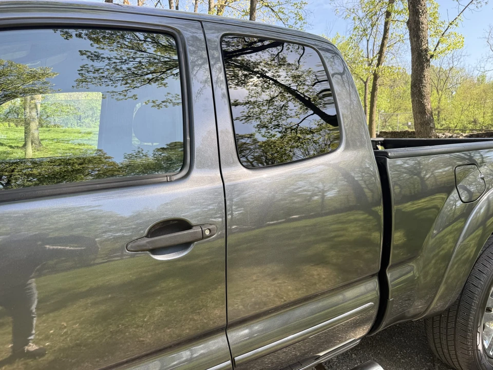 2012 Toyota Tacoma 2nd Gen - Image 11 of 31