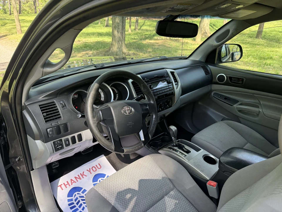 2012 Toyota Tacoma 2nd Gen - Image 28 of 31