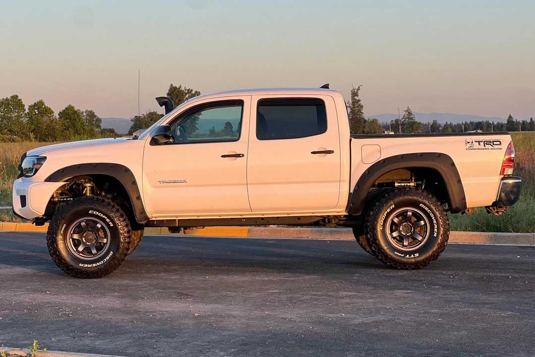2012 Toyota Tacoma 2nd Gen - Image 3 of 31