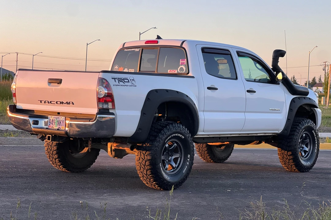 2012 Toyota Tacoma 2nd Gen - Image 4 of 31