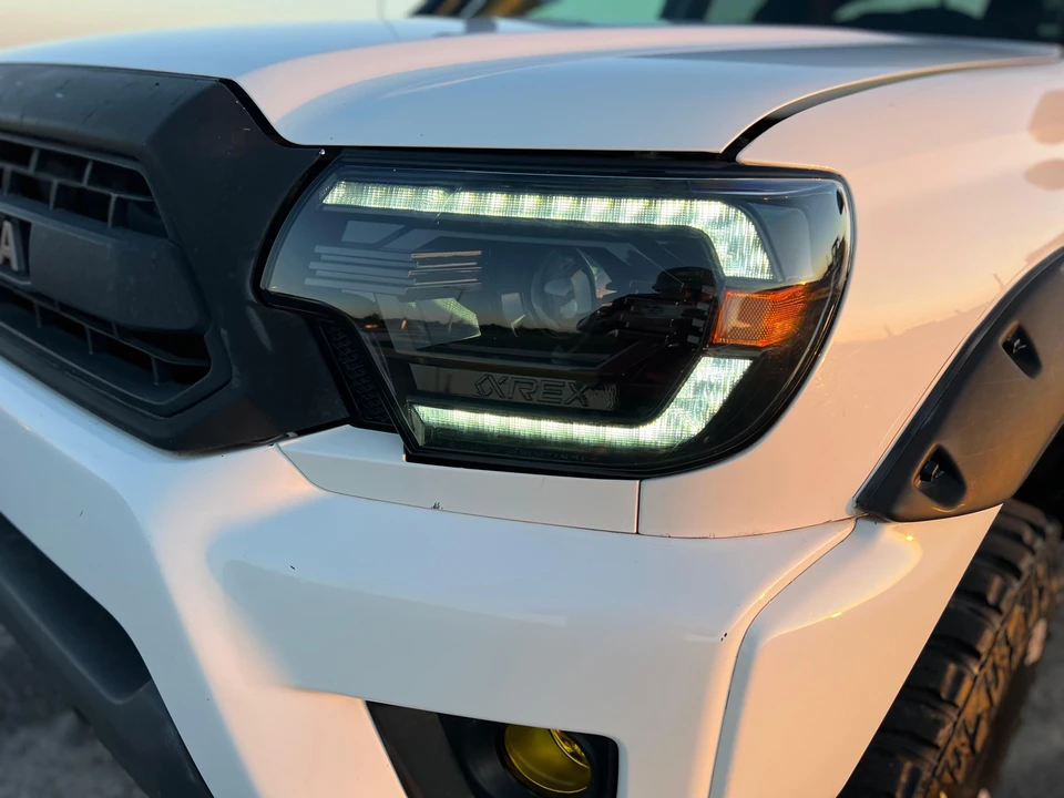 2012 Toyota Tacoma 2nd Gen - Image 13 of 31