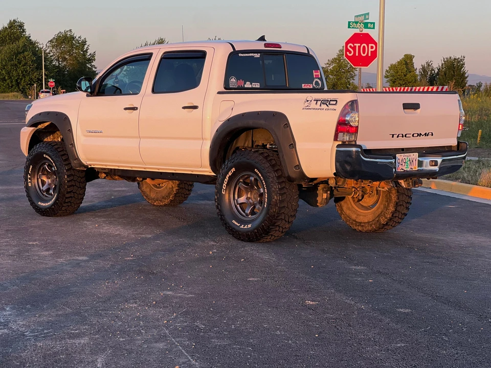 2012 Toyota Tacoma 2nd Gen - Image 7 of 31