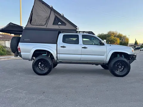 2012 Toyota Tacoma TRD Off-Road Pickup 4D 5 ft