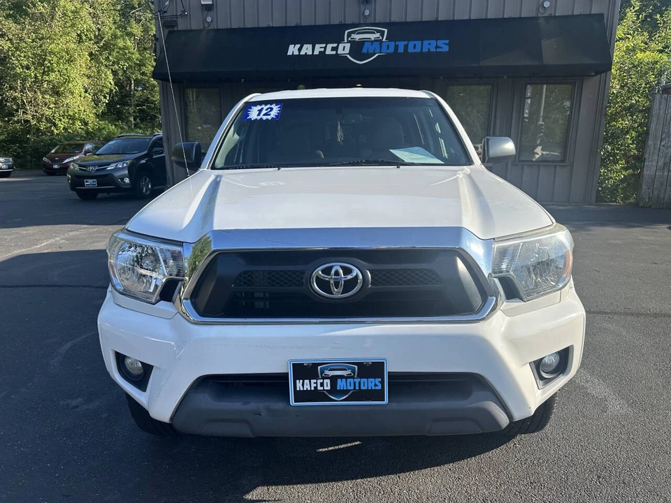 2012 Toyota Tacoma 2nd Gen - Image 2 of 21