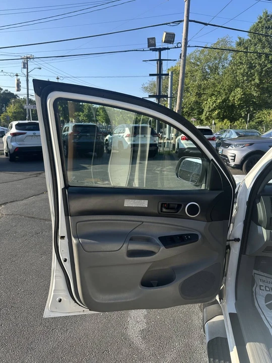 2012 Toyota Tacoma 2nd Gen - Image 12 of 21