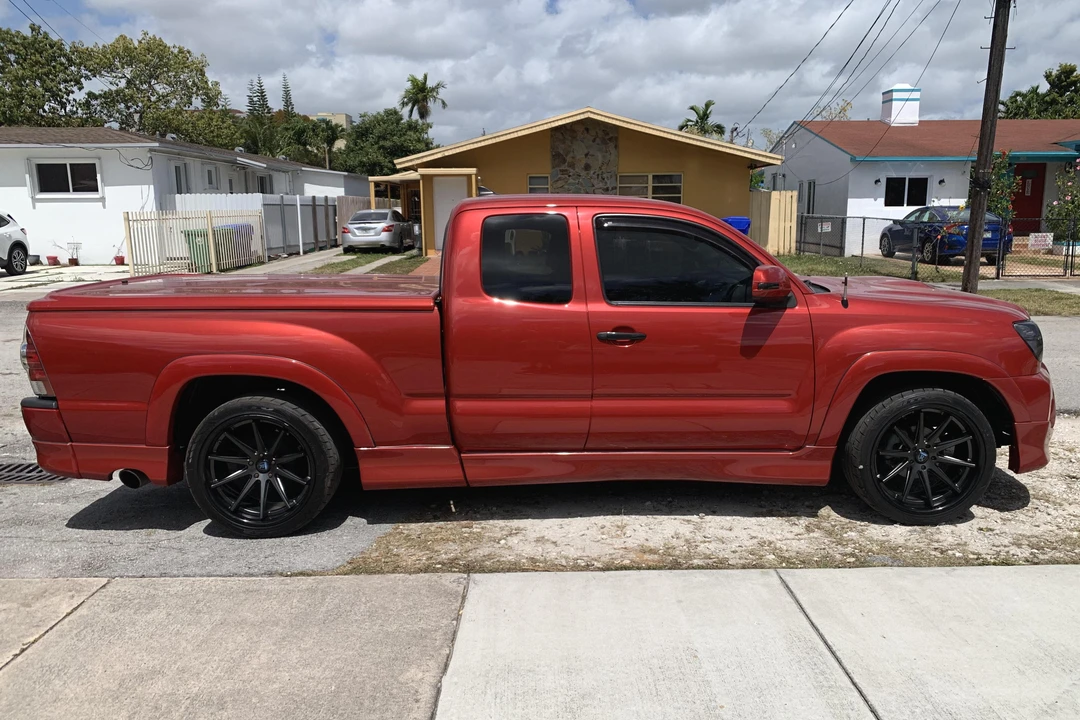 2012 Toyota Tacoma 2nd Gen - Image 3 of 31
