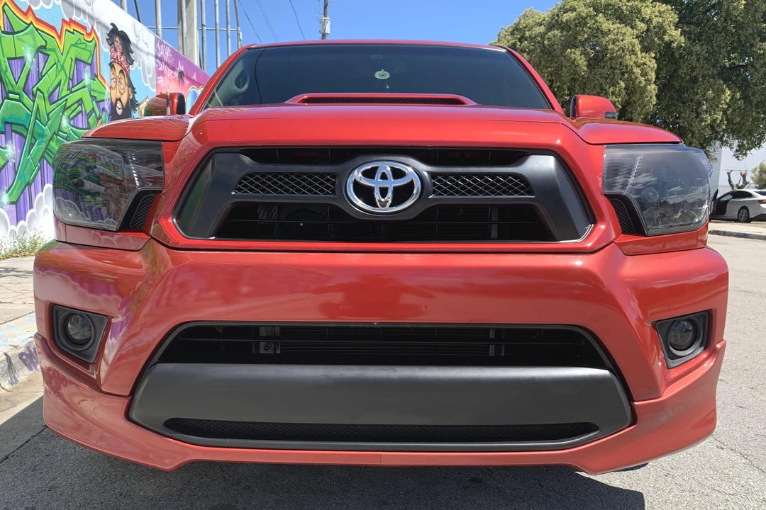 2012 Toyota Tacoma 2nd Gen - Image 2 of 31