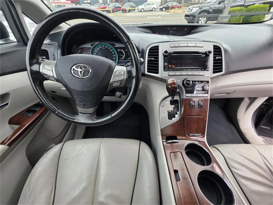 2012 Toyota Venza - Image 15 of 22