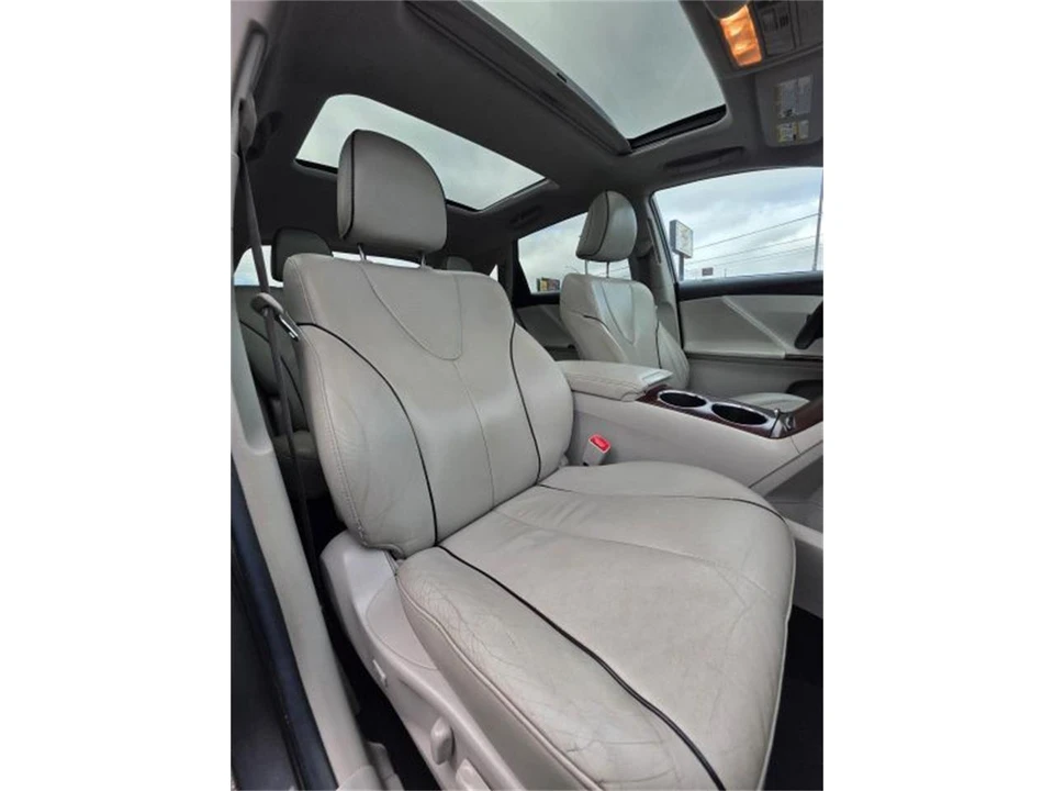 2012 Toyota Venza - Image 14 of 22