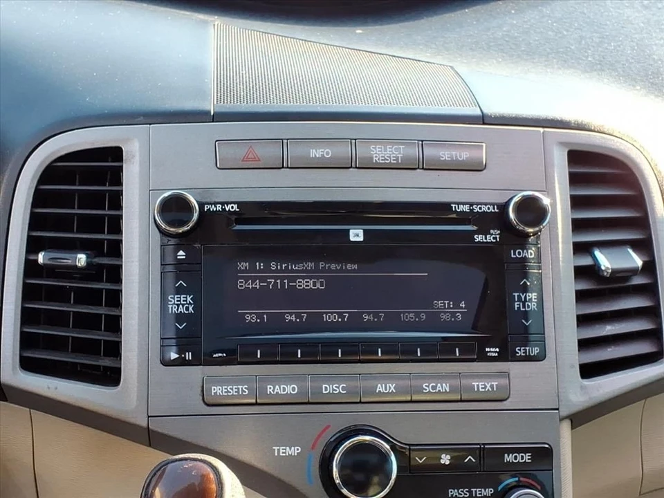 2012 Toyota Venza - Image 11 of 12