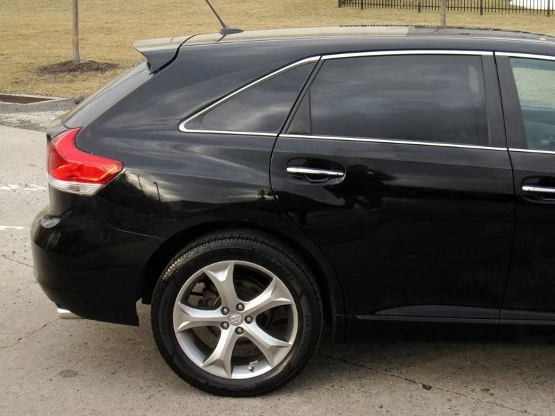 2012 Toyota Venza - Image 8 of 12