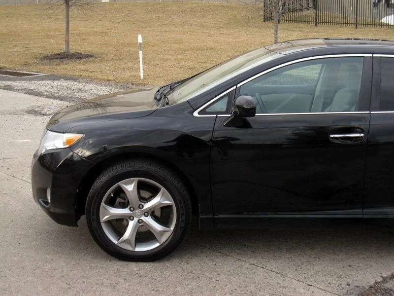 2012 Toyota Venza - Image 10 of 12