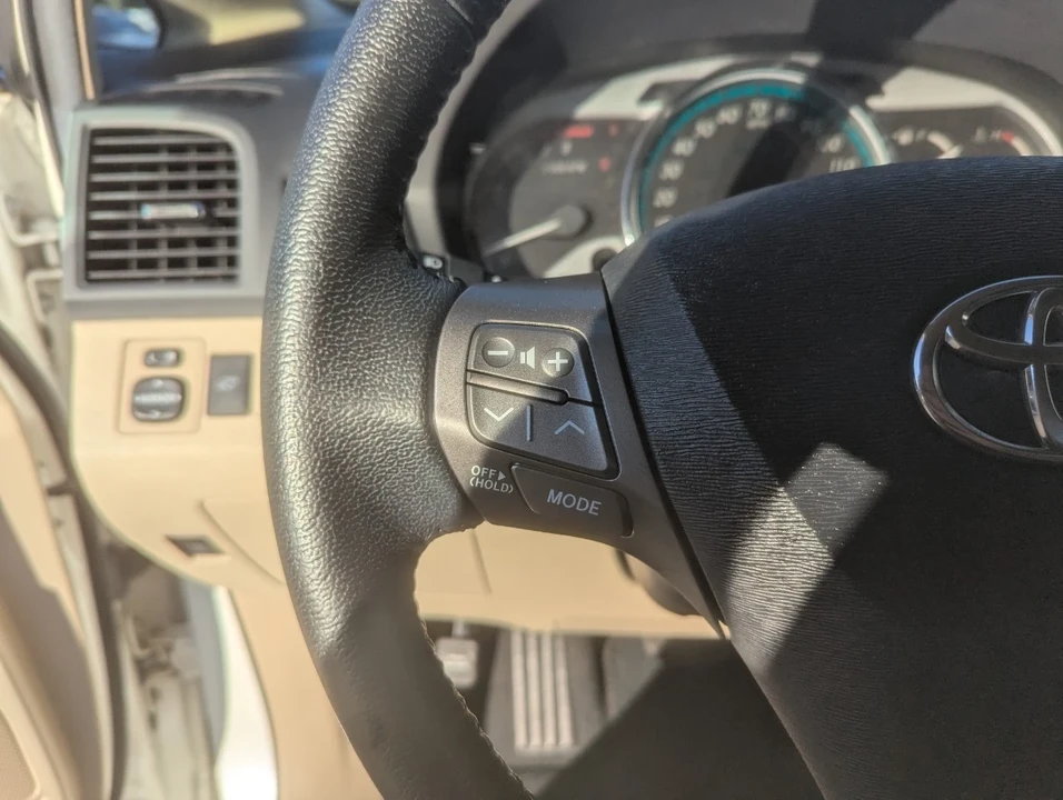 2012 Toyota Venza - Image 15 of 21