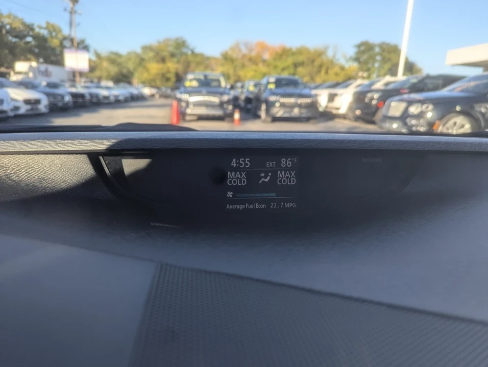 2012 Toyota Venza - Image 19 of 21