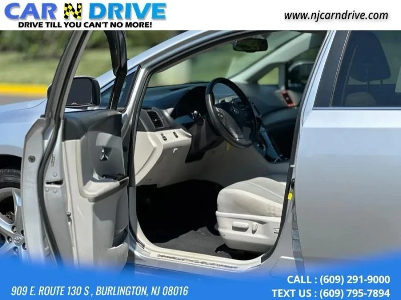 2012 Toyota Venza - Image 11 of 12