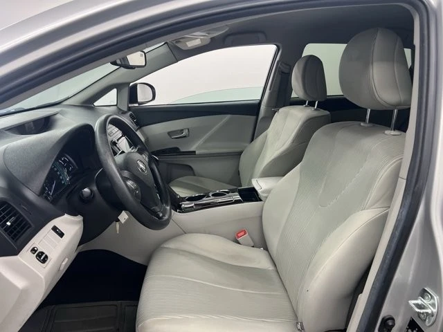 2012 Toyota Venza - Image 8 of 12