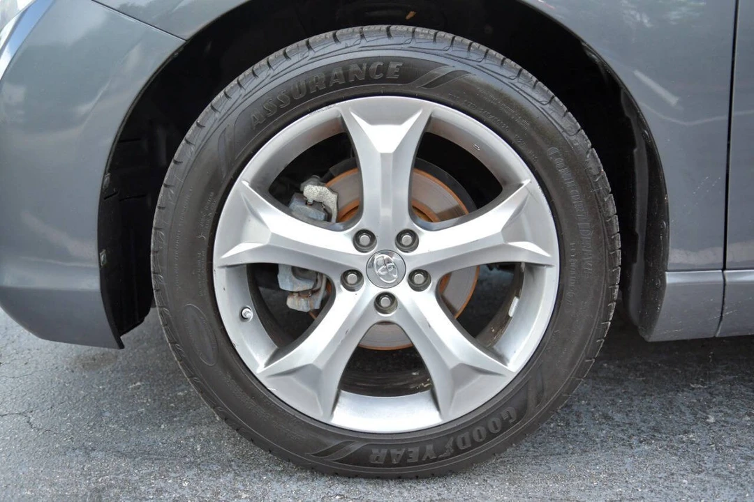 2012 Toyota Venza - Image 10 of 12