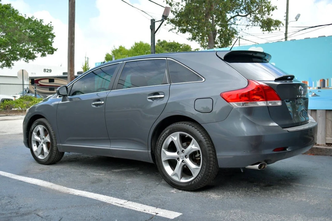 2012 Toyota Venza - Image 6 of 12
