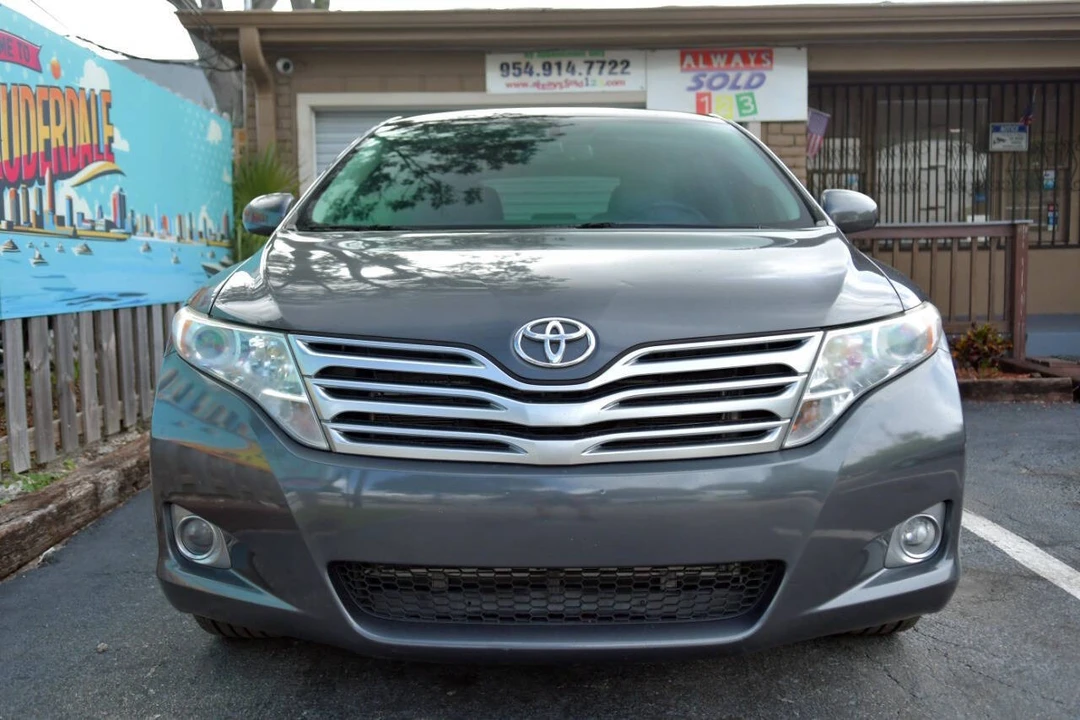 2012 Toyota Venza - Image 2 of 12
