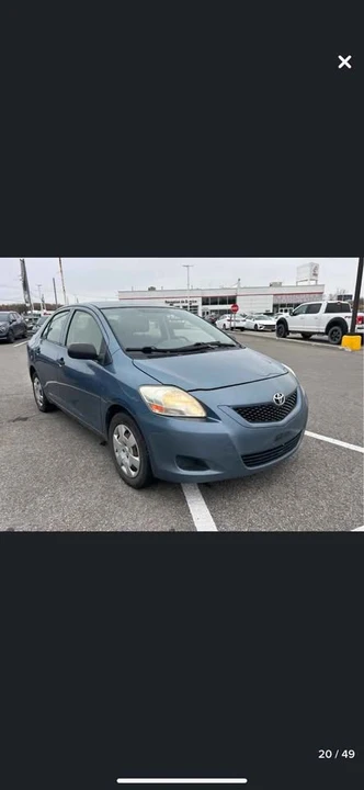 2012 Toyota Yaris - Image 2 of 20