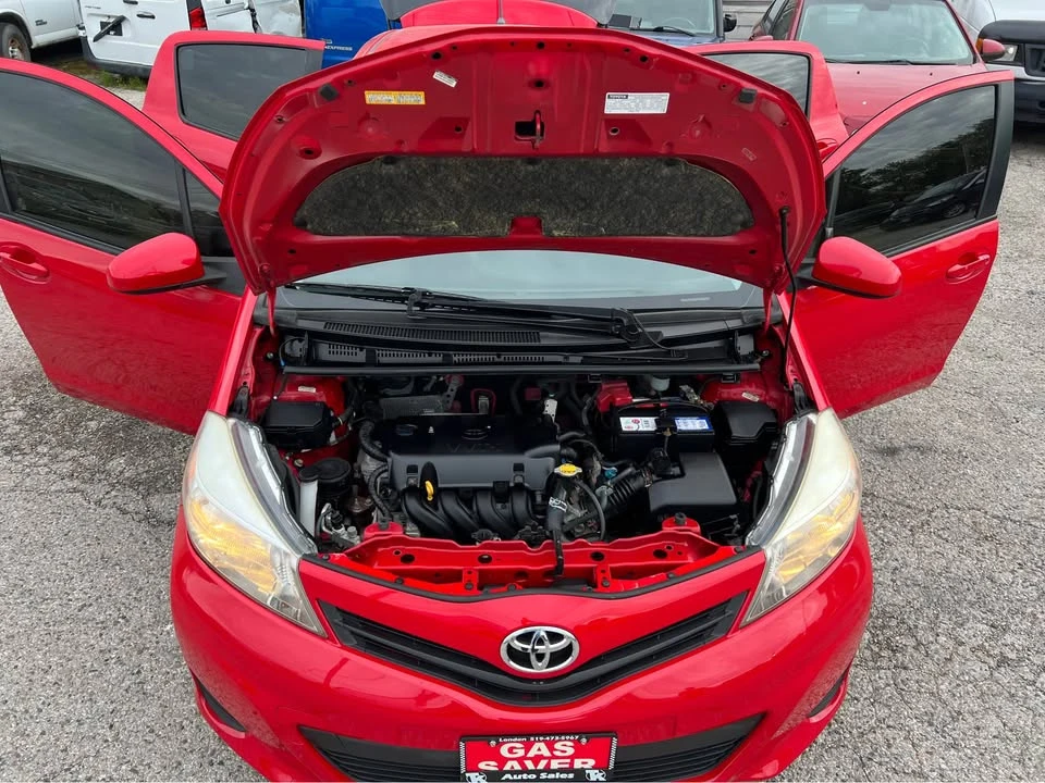 2012 Toyota Yaris - Image 19 of 20