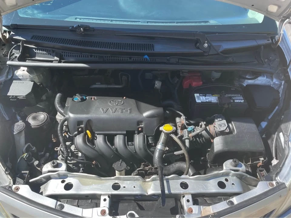 2012 Toyota Yaris - Image 6 of 10