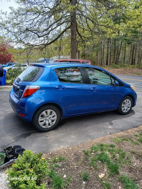 2012 Toyota Yaris - Image 4 of 17