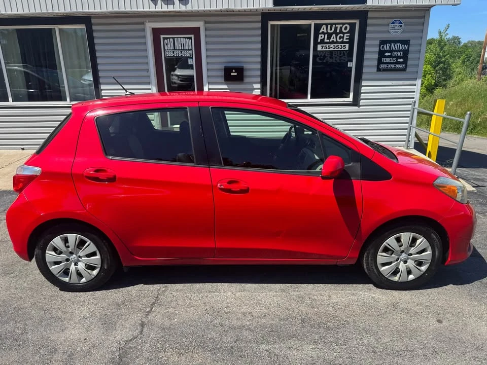 2012 Toyota Yaris - Image 6 of 20