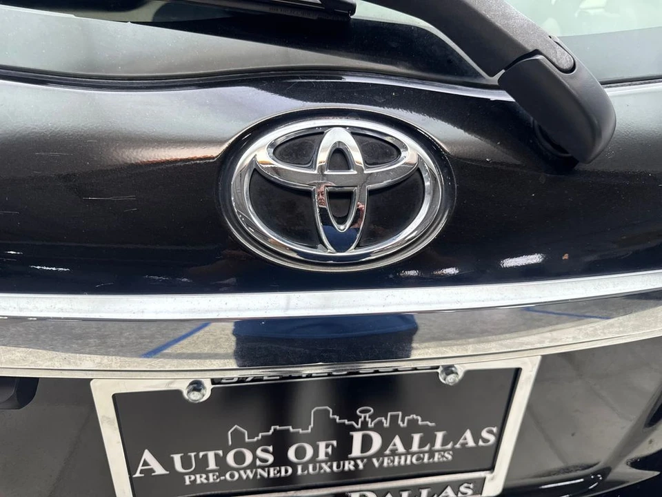 2012 Toyota Yaris - Image 14 of 21