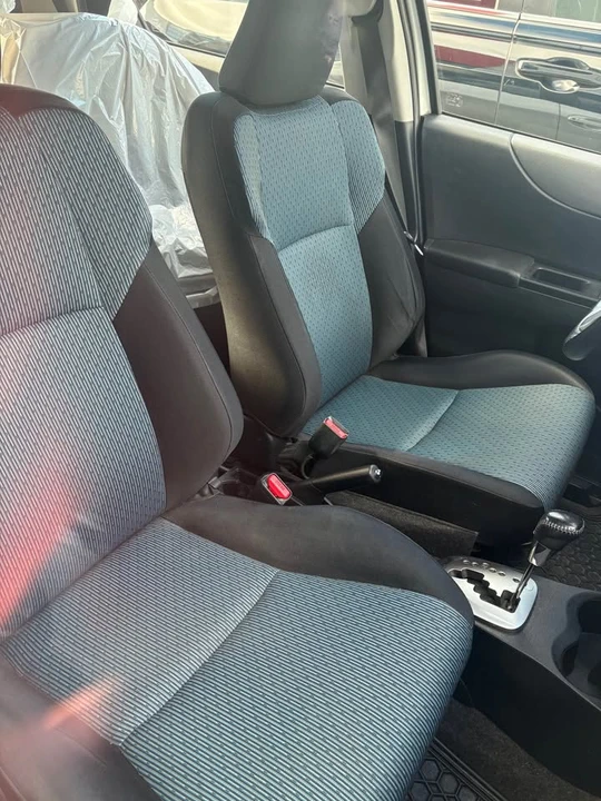 2012 Toyota Yaris - Image 6 of 7
