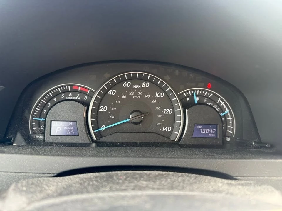2012 Toyota Camry 7th Gen - Image 13 of 16