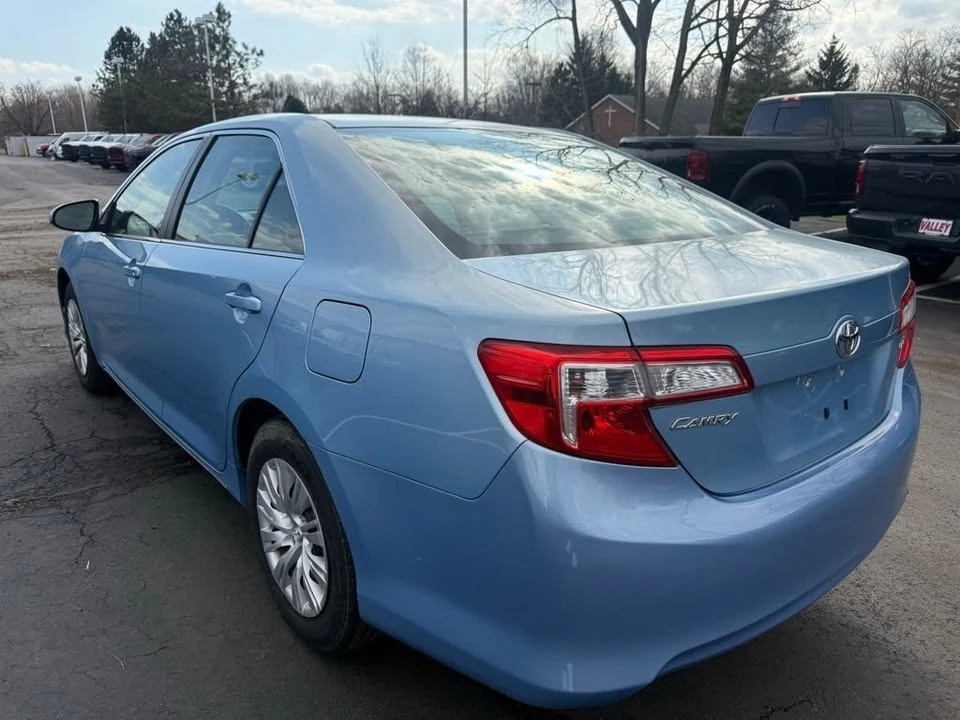 2012 Toyota Camry 7th Gen - Image 6 of 16