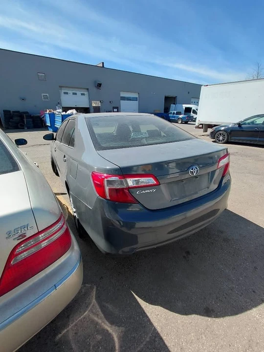 2012 Toyota Camry 7th Gen - Image 2 of 6