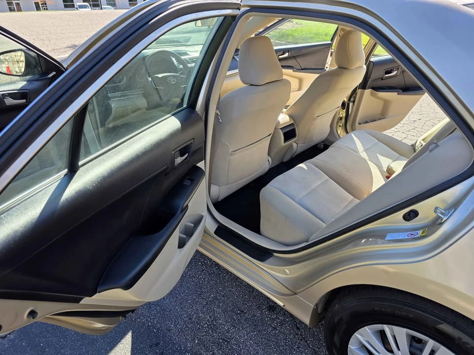 2012 Toyota Camry 7th Gen - Image 13 of 19