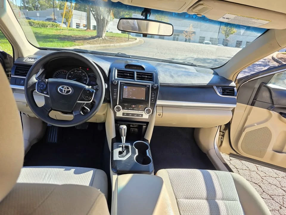 2012 Toyota Camry 7th Gen - Image 9 of 19