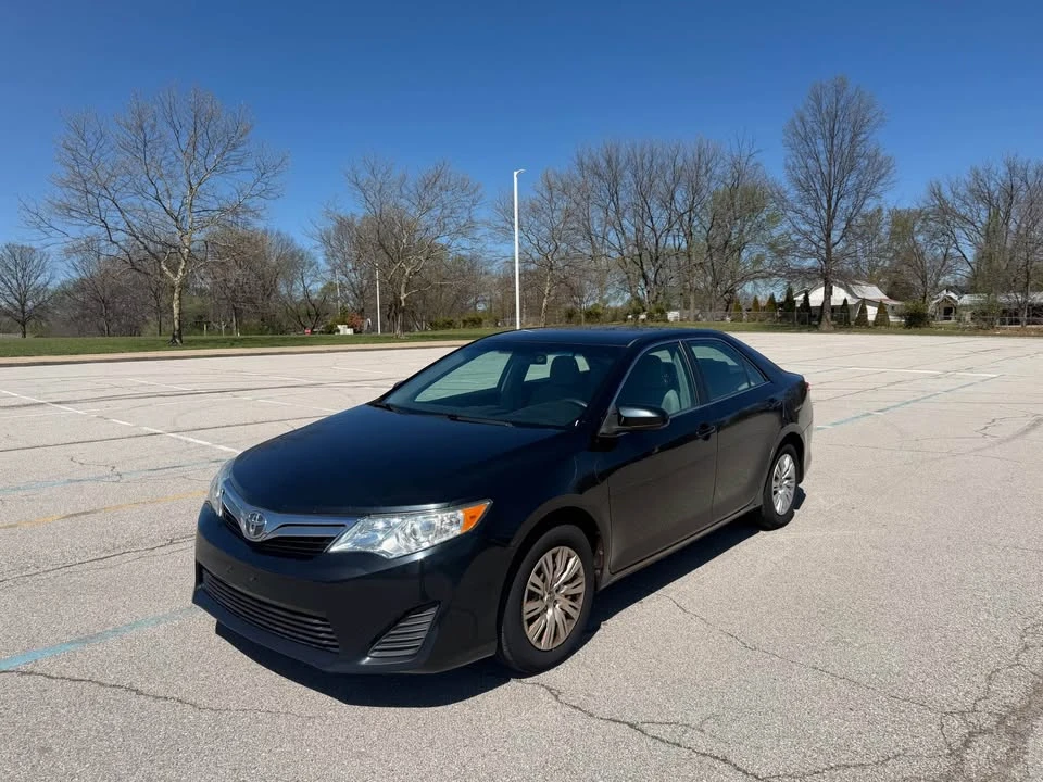 2012 Toyota Camry 7th Gen - Image 4 of 12