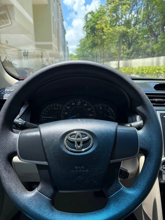 2012 Toyota Camry 7th Gen - Image 14 of 14