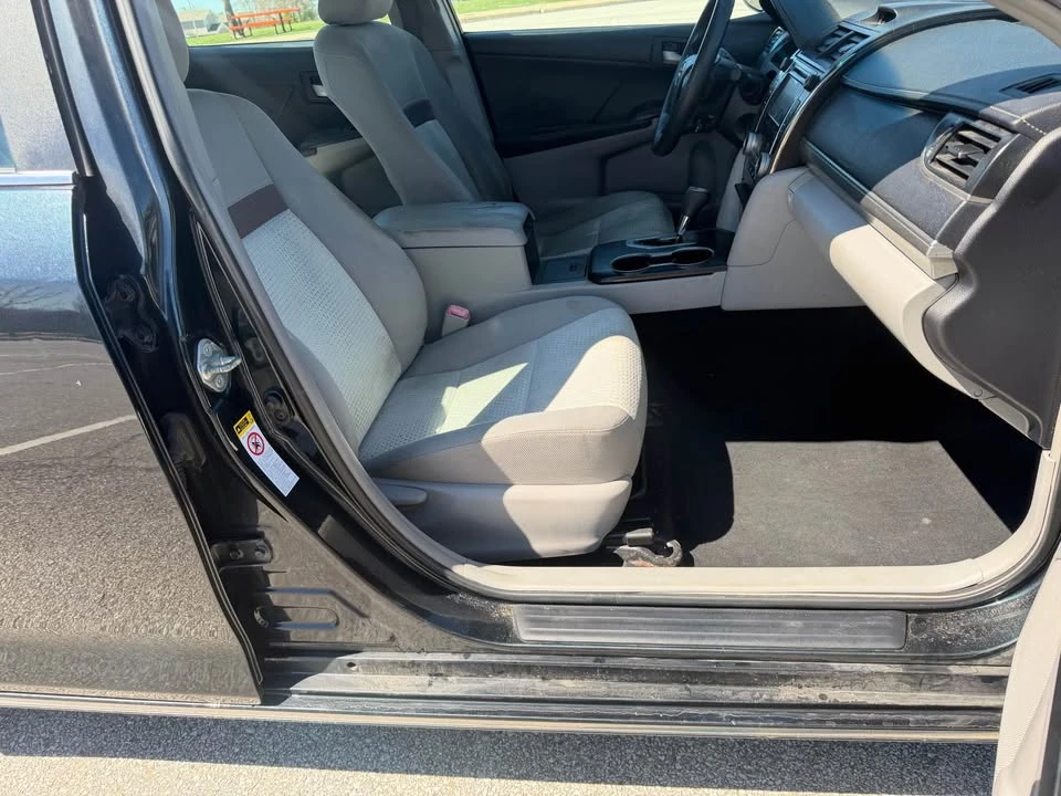 2012 Toyota Camry 7th Gen - Image 9 of 12