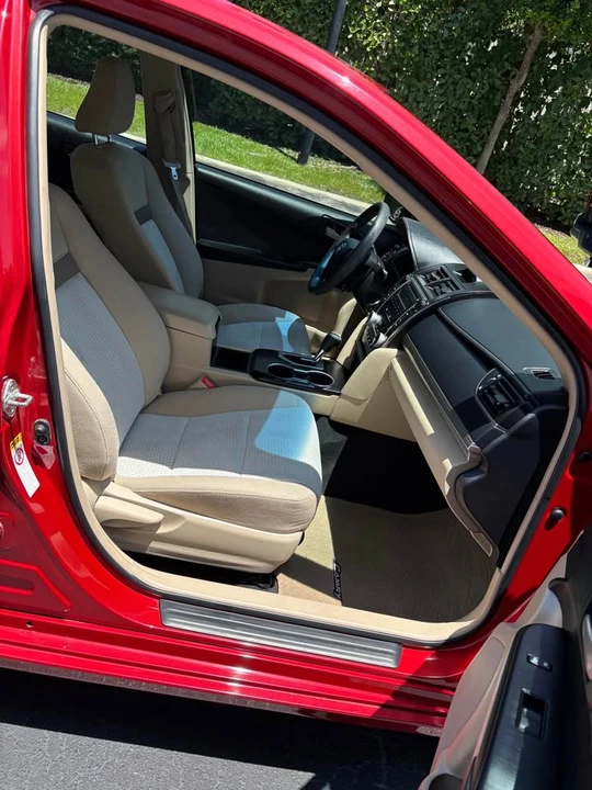 2012 Toyota Camry 7th Gen - Image 7 of 14