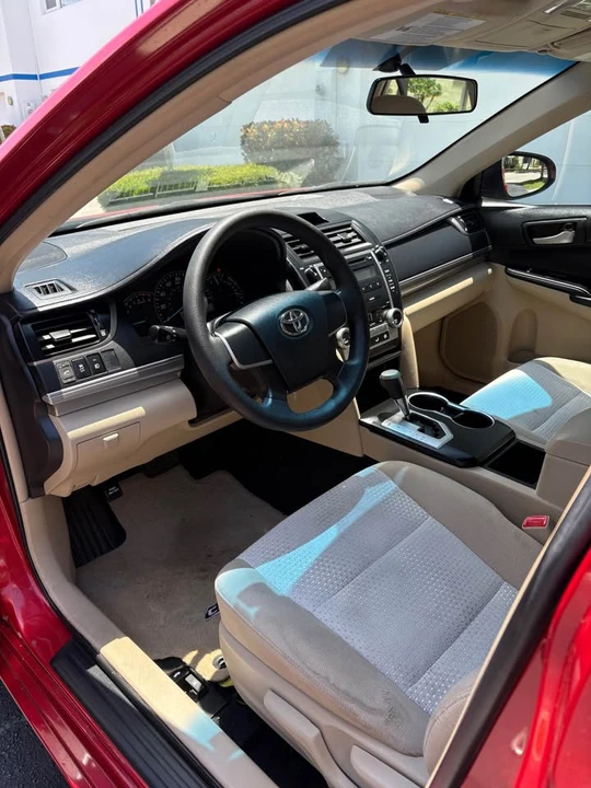 2012 Toyota Camry 7th Gen - Image 10 of 14