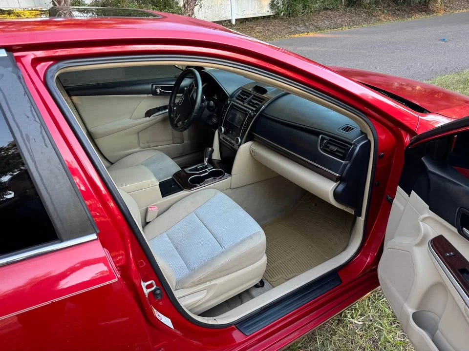 2012 Toyota Camry 7th Gen - Image 2 of 11