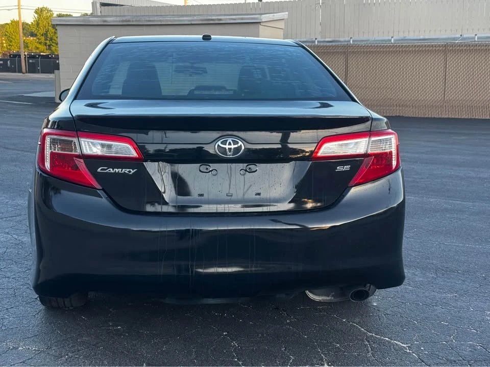 2012 Toyota Camry 7th Gen - Image 12 of 17