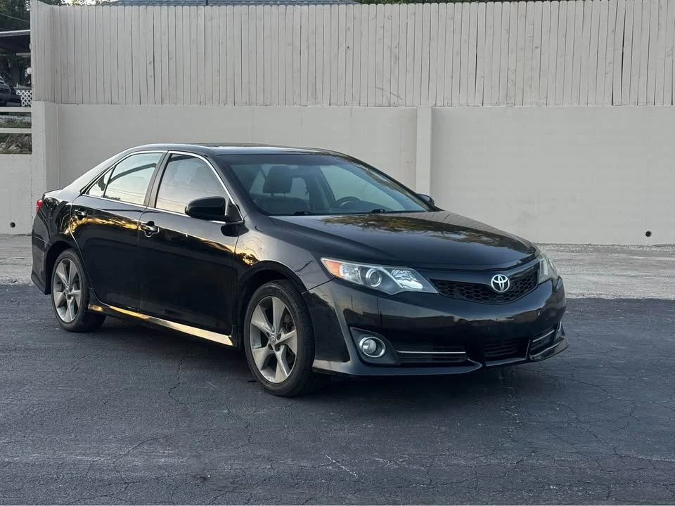 2012 Toyota Camry 7th Gen - Image 9 of 17