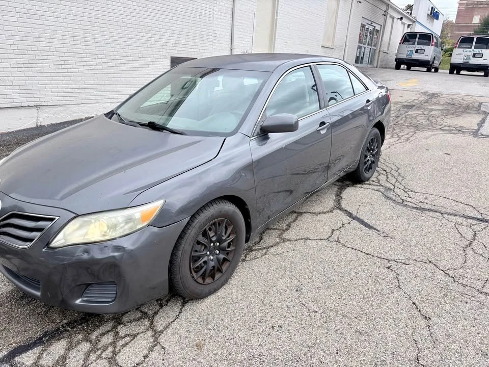 2012 Toyota Camry 7th Gen - Image 2 of 11