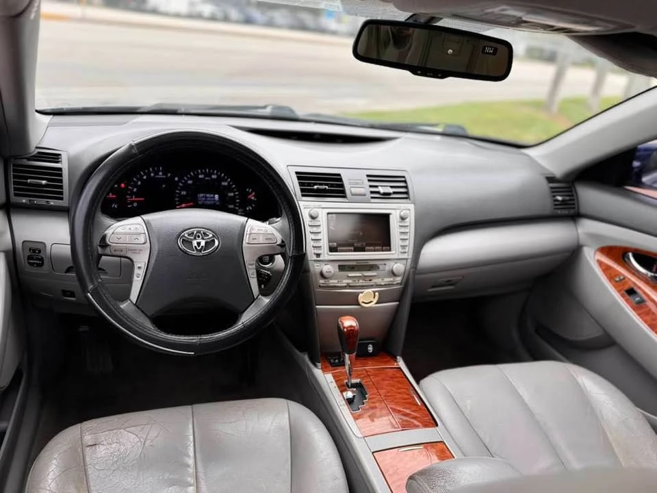 2012 Toyota Camry 7th Gen - Image 8 of 12
