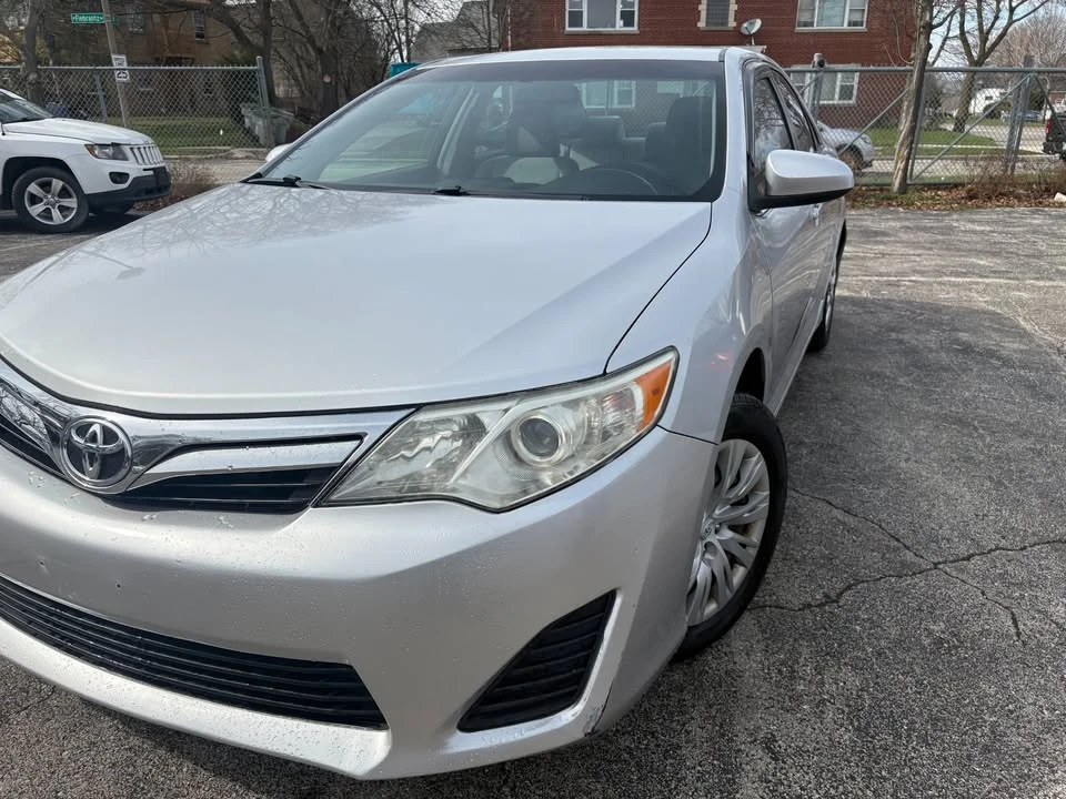 2012 Toyota Camry 7th Gen - Image 2 of 14
